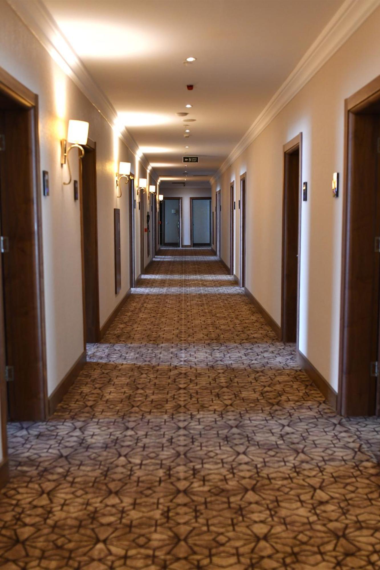 Royal Hotel Инегель Экстерьер фото