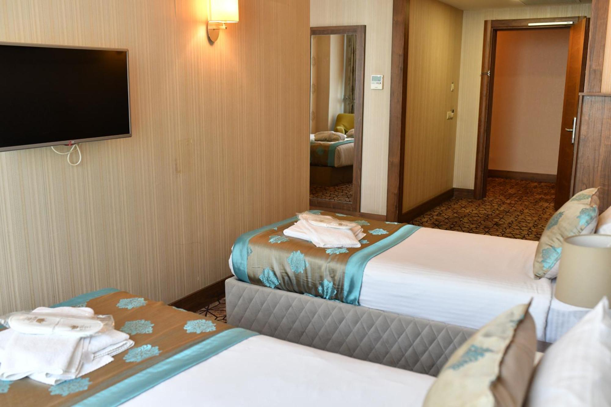 Royal Hotel Инегель Экстерьер фото