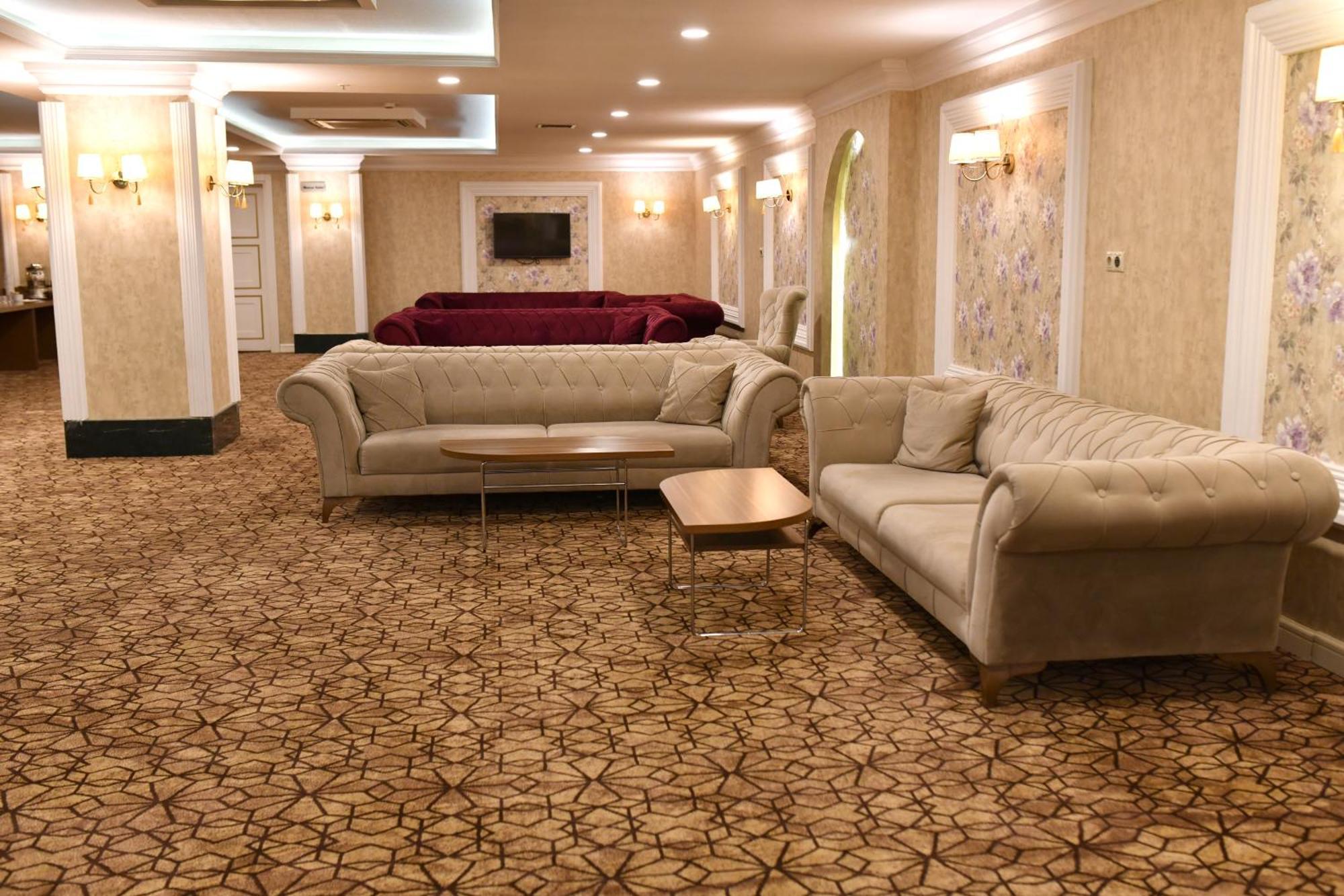 Royal Hotel Инегель Экстерьер фото