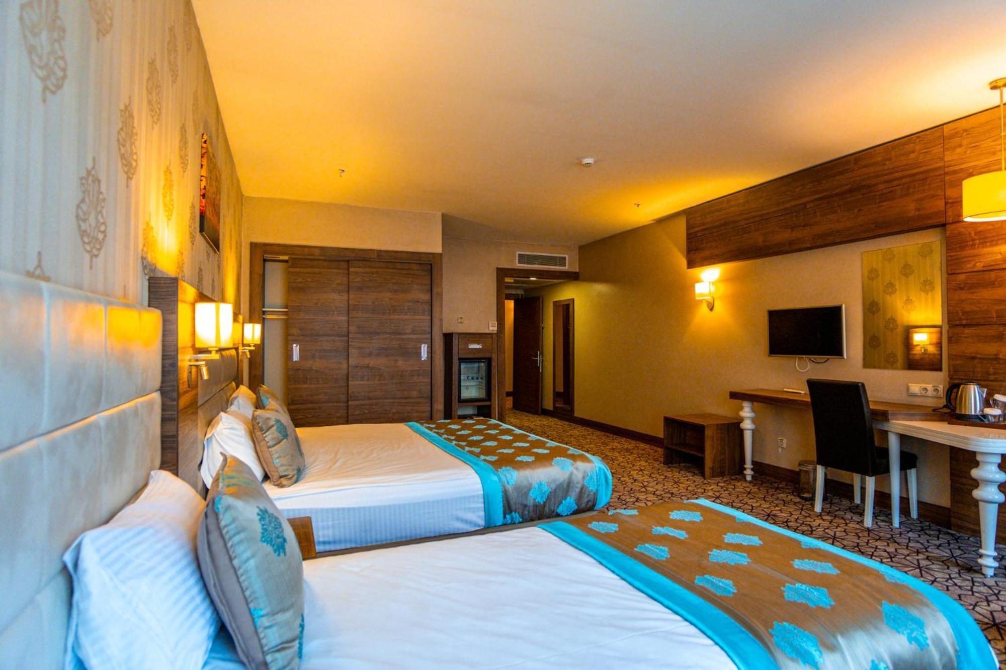 Royal Hotel Инегель Экстерьер фото